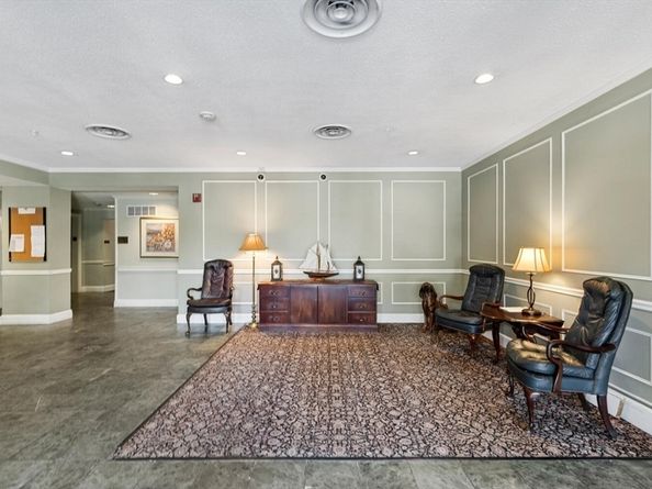 11 Church Street 109, Salem MA 01970