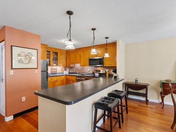 11 Church Street 109, Salem MA 01970