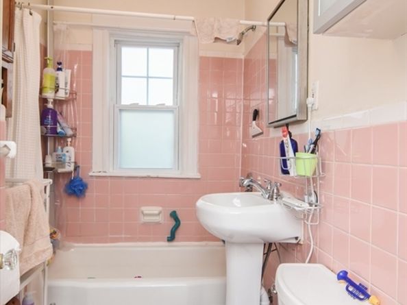 51 Windsor Rd, Medford MA 02155