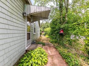 13 Judson St, Wareham MA 02571