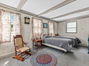 13 Judson St, Wareham MA 02571