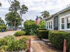 13 Judson St, Wareham MA 02571