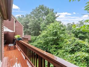 1 Woodridge Ln 1, Westford MA 01886