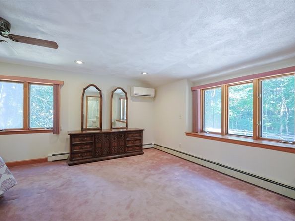 175 Westfield Dr, Holliston MA 01746