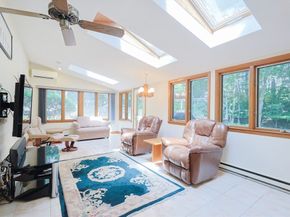175 Westfield Dr, Holliston MA 01746