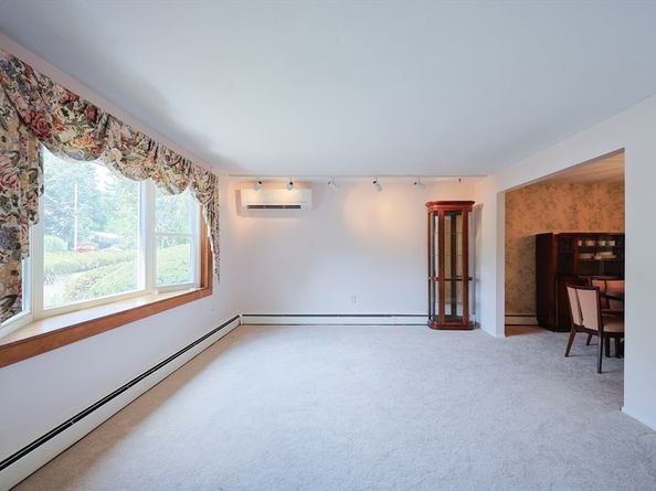 175 Westfield Dr, Holliston MA 01746