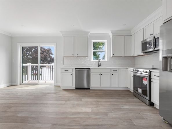 161 Sumner St 4, Quincy MA 02169