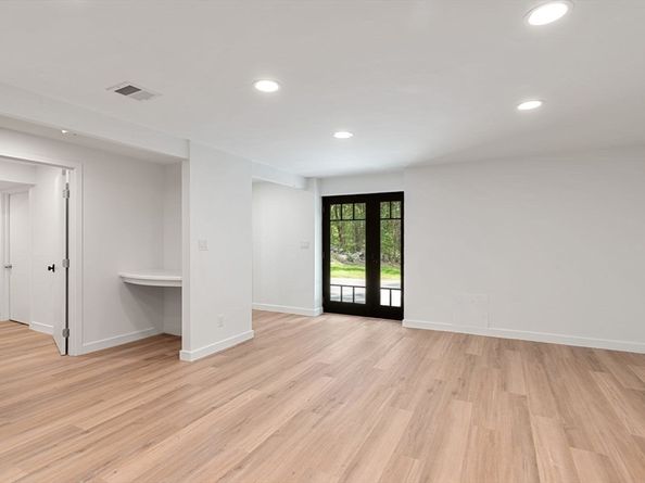 14 Ruel Drive, Dover MA 02030