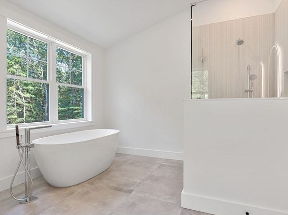 14 Ruel Drive, Dover MA 02030