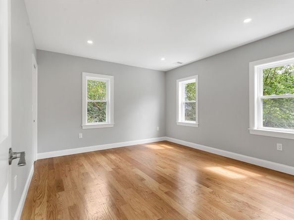 16 Old Cambridge Turnpike, Lincoln MA 01773