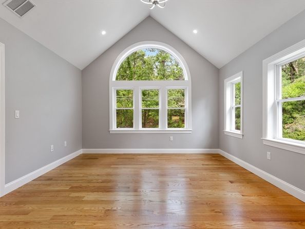 16 Old Cambridge Turnpike, Lincoln MA 01773