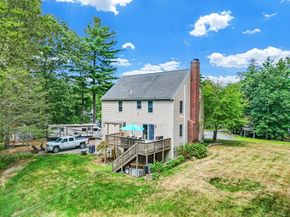 7 Great Cedar Xing, Lakeville MA 02347