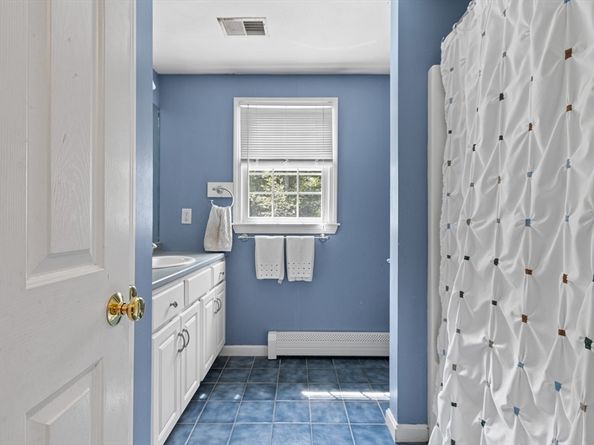 7 Great Cedar Xing, Lakeville MA 02347
