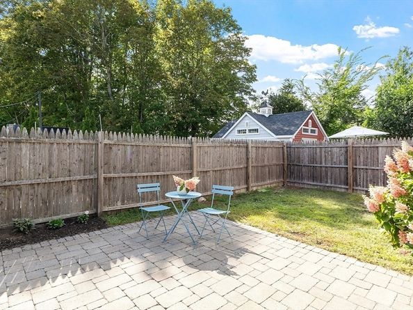 19 Shirley St 19, Lexington MA 02421
