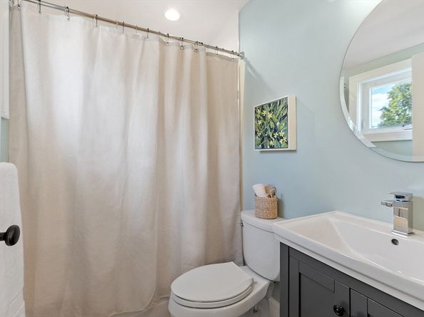 19 Shirley St 19, Lexington MA 02421