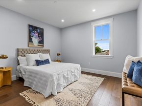 32 Pearl St 5, Boston MA 02125