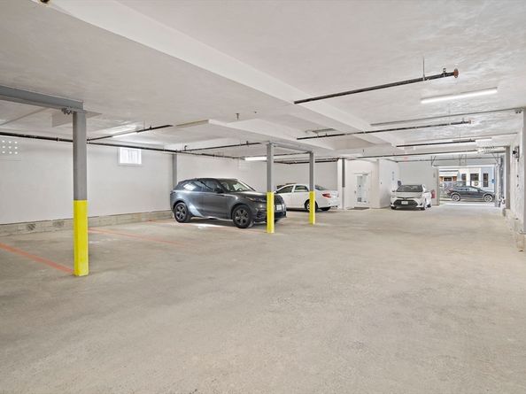 32 Pearl St 5, Boston MA 02125