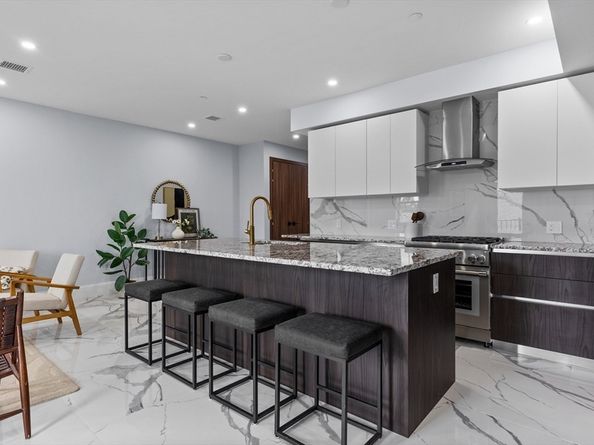 32 Pearl St 5, Boston MA 02125