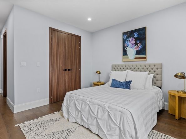 32 Pearl St 5, Boston MA 02125