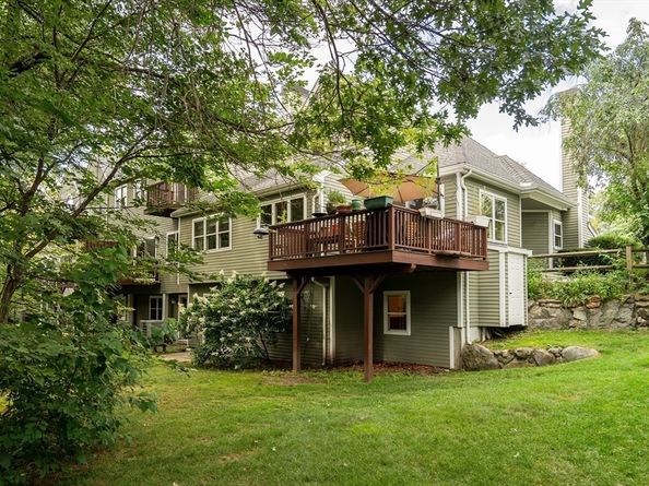 274 Bishops Forest Drive 274, Waltham MA 02452