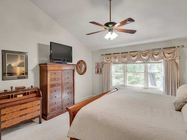 274 Bishops Forest Drive 274, Waltham MA 02452