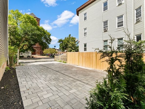 98-1 Prospect St 1, Cambridge MA 02139