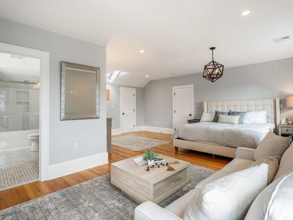 138 North St B, Salem MA 01970