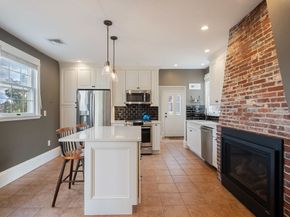 138 North St B, Salem MA 01970