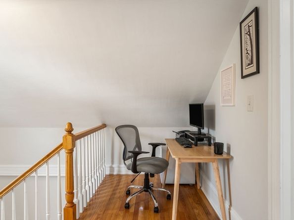 138 North St B, Salem MA 01970