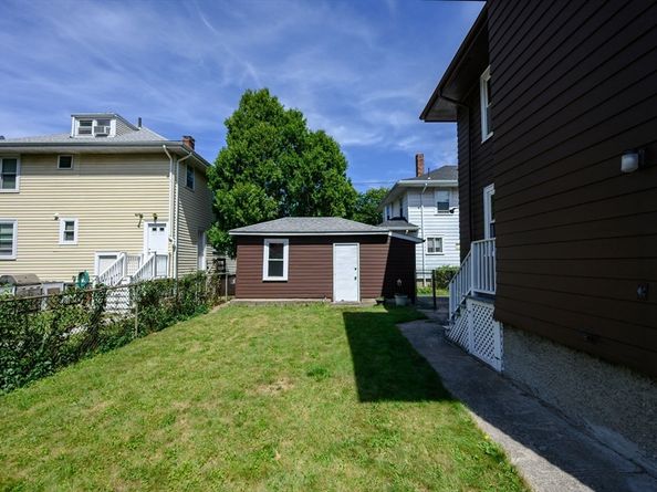 72 Waterston Ave, Quincy MA 02170