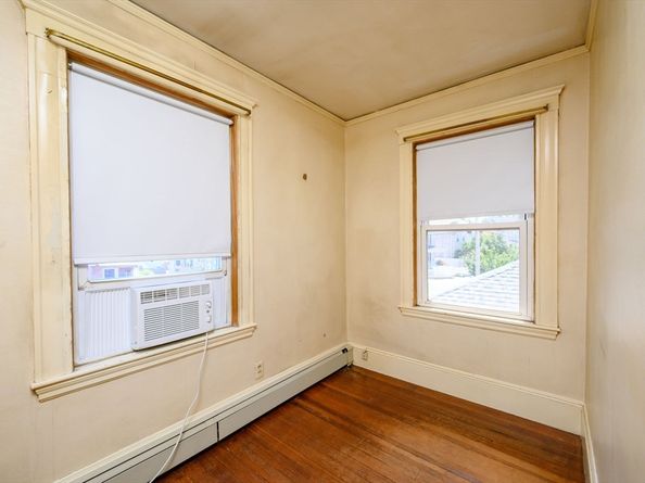72 Waterston Ave, Quincy MA 02170