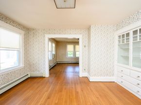 72 Waterston Ave, Quincy MA 02170