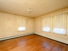 72 Waterston Ave, Quincy MA 02170