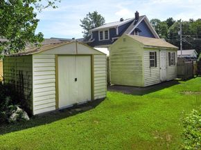 27 Swan Ave, Weymouth MA 02190