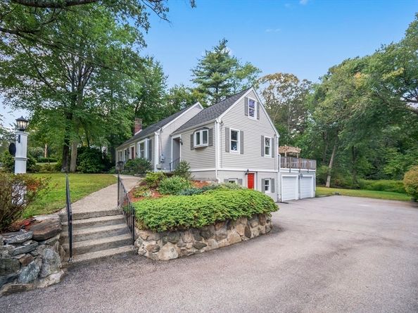 447 Peakham Road, Sudbury MA 01776