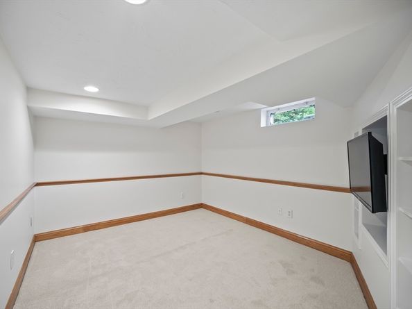 447 Peakham Road, Sudbury MA 01776