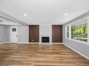 3 Horseshoe Rd, Chelmsford MA 01824