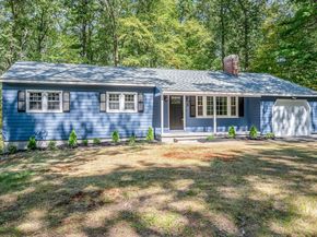 3 Horseshoe Rd, Chelmsford MA 01824