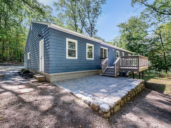 3 Horseshoe Rd, Chelmsford MA 01824