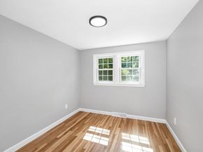 3 Horseshoe Rd, Chelmsford MA 01824