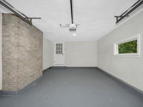3 Horseshoe Rd, Chelmsford MA 01824