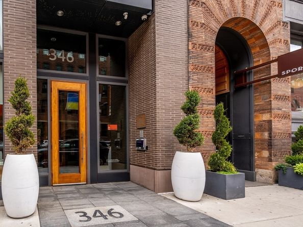 346 Congress St 204, Boston MA 02210