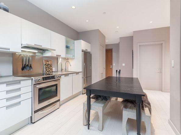 346 Congress St 204, Boston MA 02210