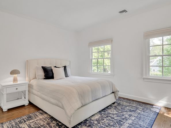 85 Monadnock Rd, Wellesley MA 02481