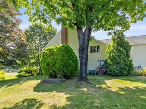 407 Great Rd 9, Acton MA 01720