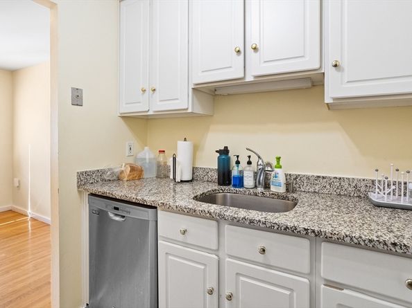 407 Great Rd 9, Acton MA 01720