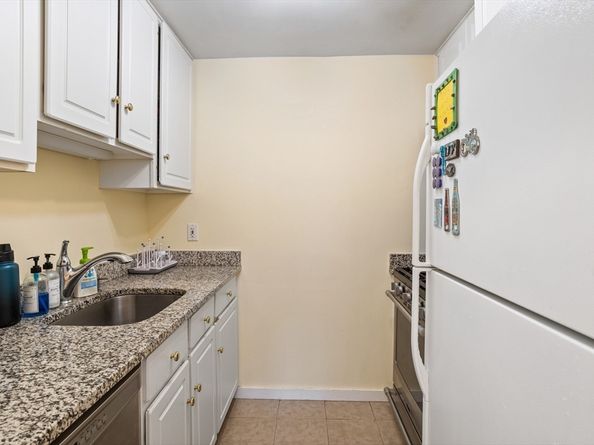 407 Great Rd 9, Acton MA 01720