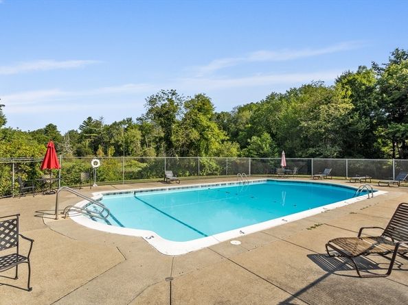 407 Great Rd 9, Acton MA 01720