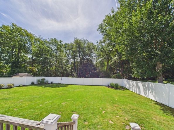 45 Cherry Lane, Weymouth MA 02190