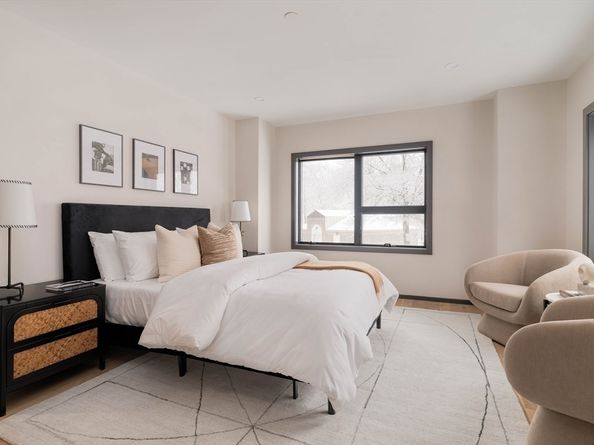 31 Highland 31, Brookline MA 02445